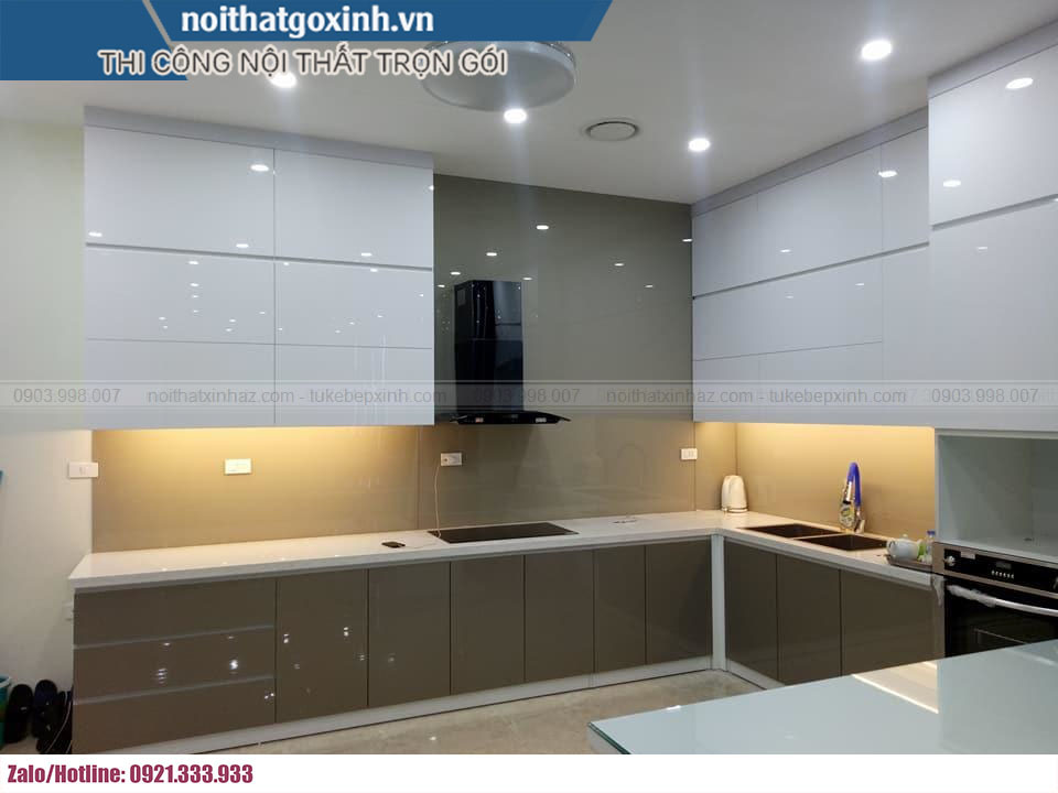 Thi công tủ bếp gỗ an cường phủ acrylic